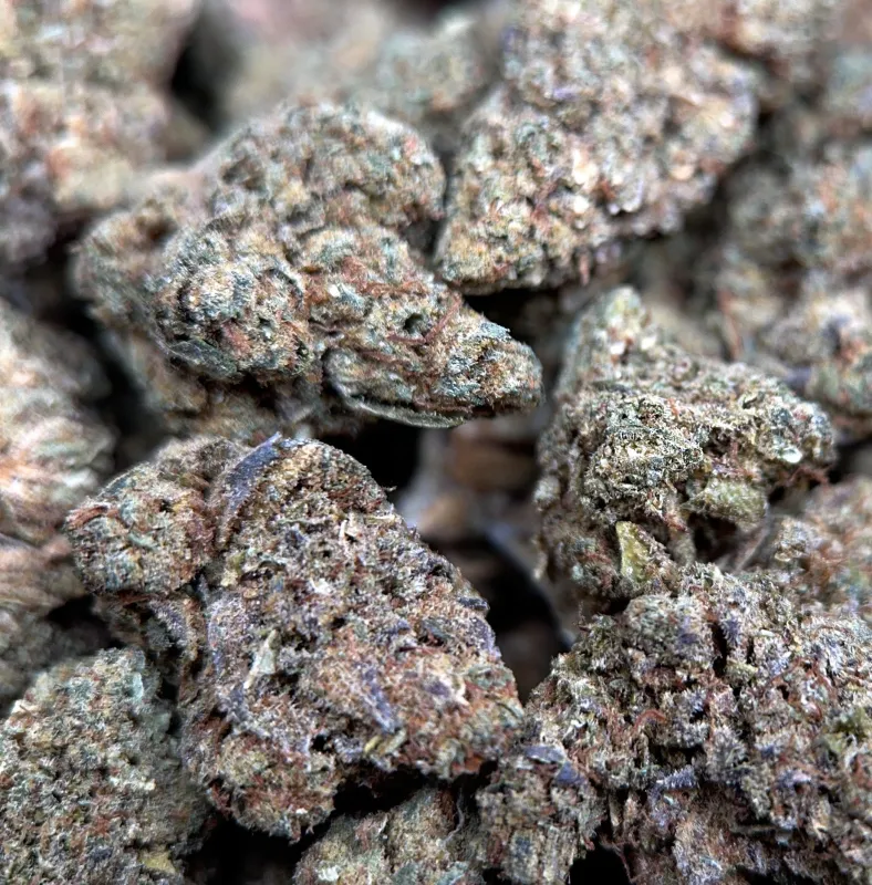 Candy Cake indica cannabis flower with dessert-style flavour profile 3